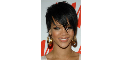 rihanna cheveux courts