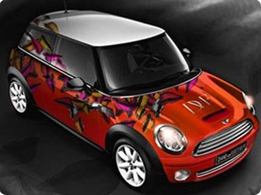 Mini Cooper décorée par Diane Von Furstenberg