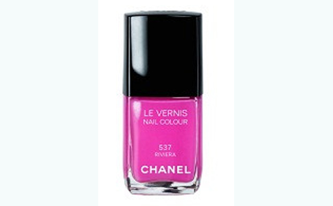 vernis framboise chanel