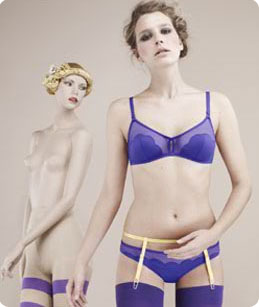 Dessous mauve Huit